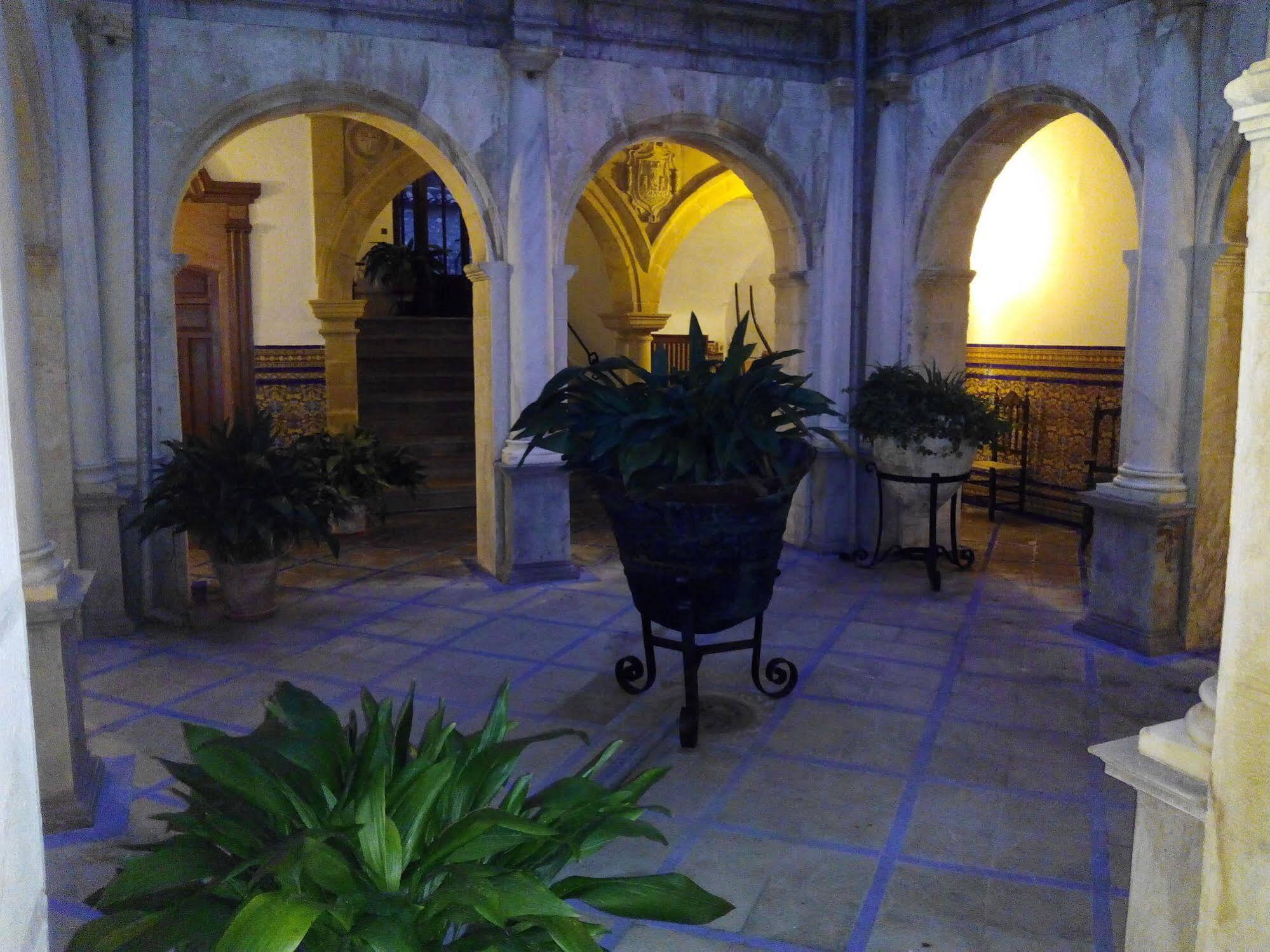 Hotel Ordonez Sandoval Ubeda  Luaran gambar